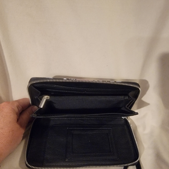 Original Betsy Johnson wristlet - Picture 3 of 3